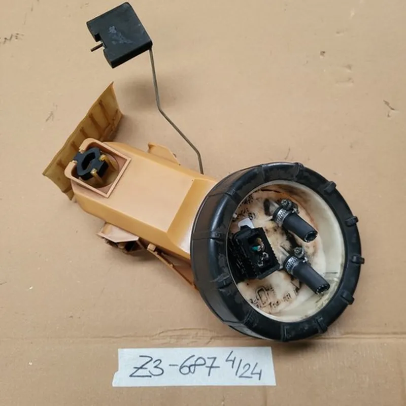 original BMW Z3 Roadster + Coupe Benzin Förder Pumpe Kraftstoffpumpe 1183687