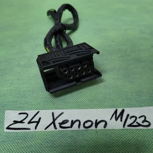BMW Z4 E85 E86 Xenon Scheinwerfer Stecker 8352566 Frontscheinwerfer  Kabel Stück