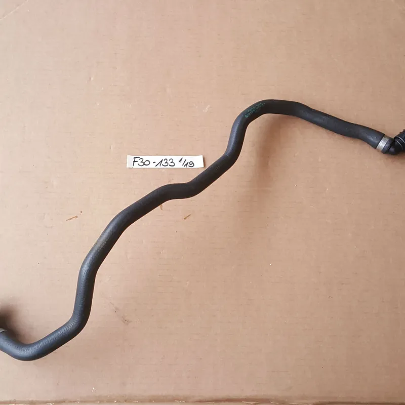 BMW  F20  F21 F30 F31 Kühlmittelschlauch 7811133