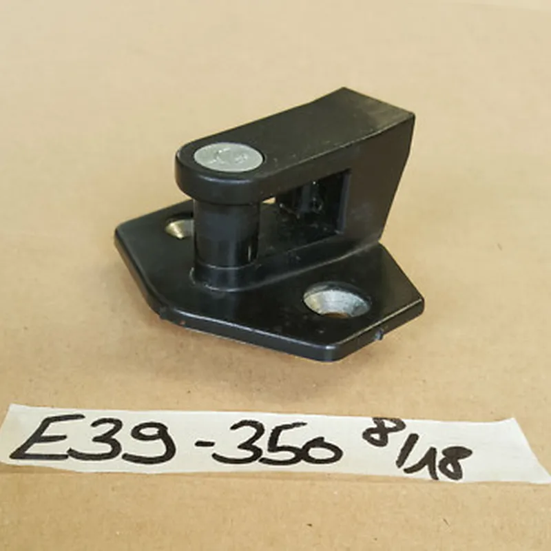 BMW E39 Tür Zapfen / Schliesszapfen / Schliess Keil / Schloss Zapfen 8176350