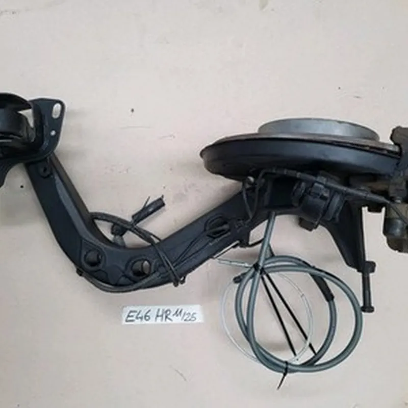 BMW E46 Achsschenkel 1094464 Achsschwinge  Längslenker Radnabe HINTEN RECHTS