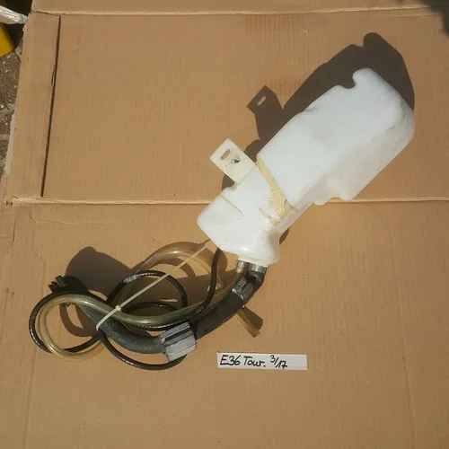 BMW E36 Touring Wischwasser Behälter HINTEN Vorratsbehälter mit Leitung