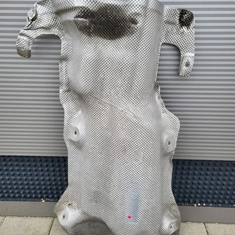 BMW F30 F31  F32 F33 F36 Hitzeblech Wärmeisolierung Tank 7241774