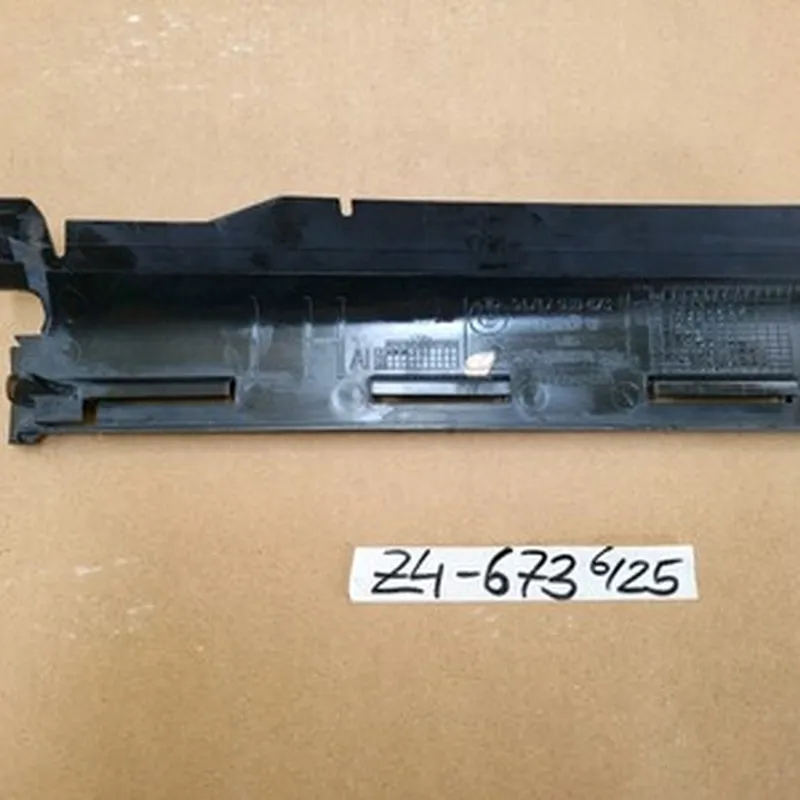 Halter BMW Z4 E85 E86 Motor Abdichtung 7939673 LINKS 