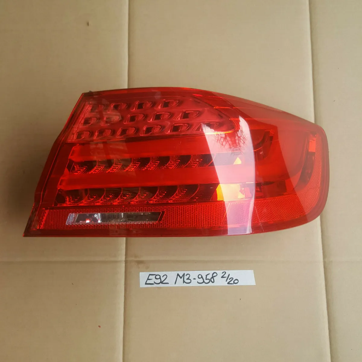 BMW E92 M3 LCI Facelift Rücklicht LED Heckleuchte Seitenwand rechts 7251958