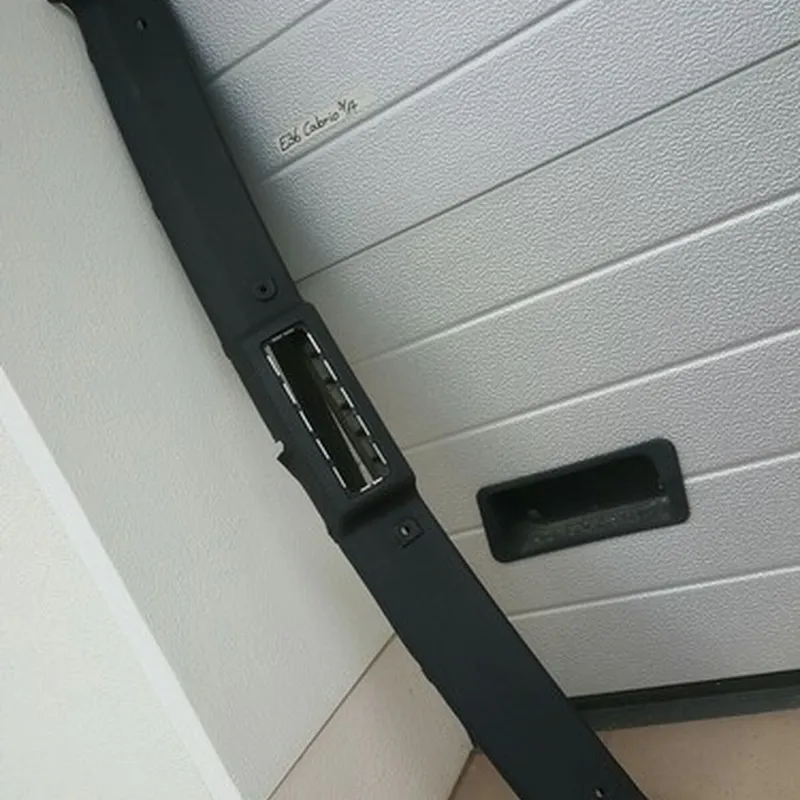 BMW E36 Cabrio Blende Windlauf oben Innen Verkleidung Dach Himmel Leiste 8163323