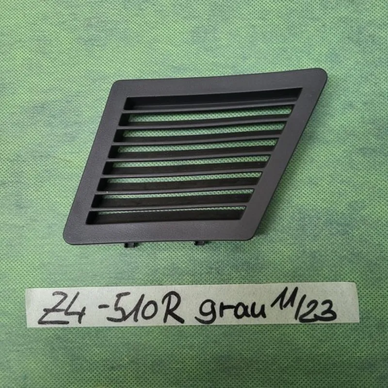 BMW Z4 E85 Verkleidung Gitter hinten rechts 7036510 grau