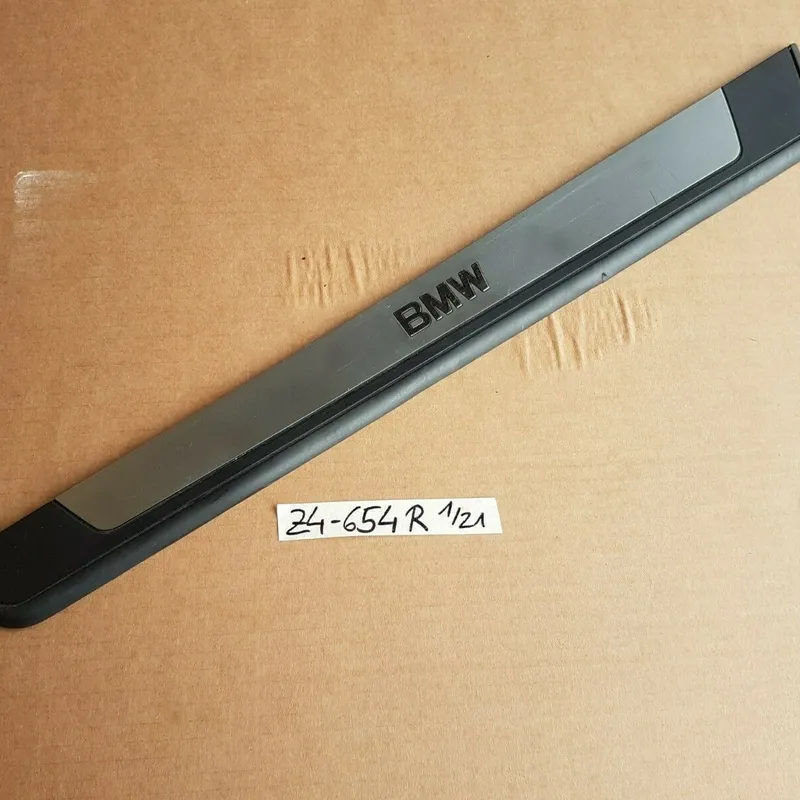 BMW Z4 E85 Blende Leiste Einstieg Einstiegsleiste RECHTS 7016654 Riss im Gummi