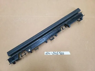 BMW Z4 E85 + E46 Gummi Obere Kühler Dichtung Kantenschutz 7514403 Halter 1436245
