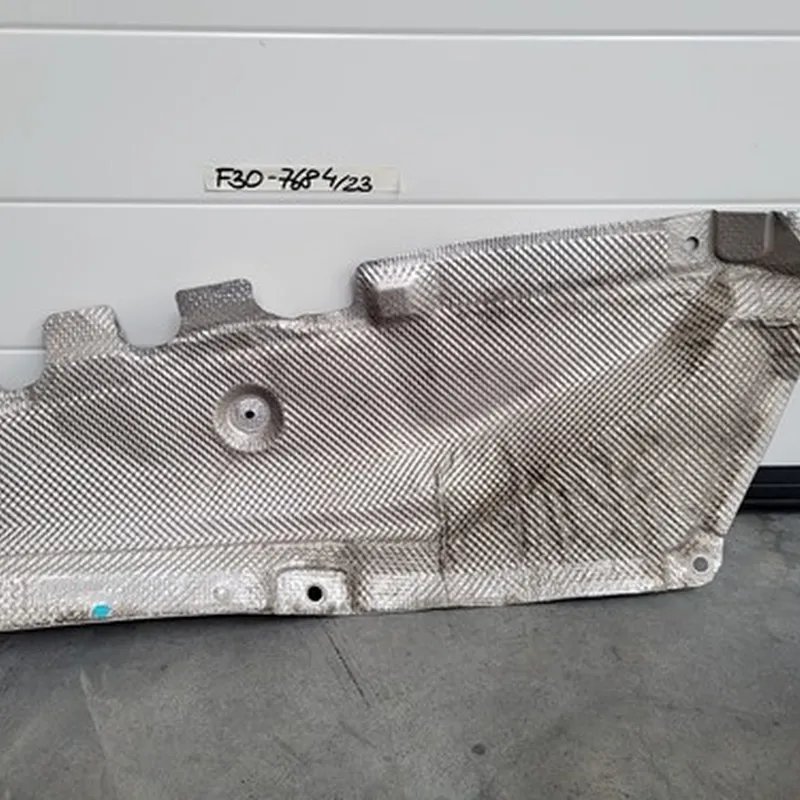 BMW F20 F21 F22 F23 F30 F31 F34 F35 F32 F33  Hitzeblech Wärmeisolierung 7241768