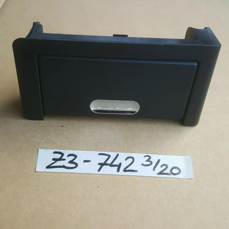 BMW Z3 Roadster Mittelkonsole Aschenbecher  8144796 Ablage Fach + Chrom 1960742