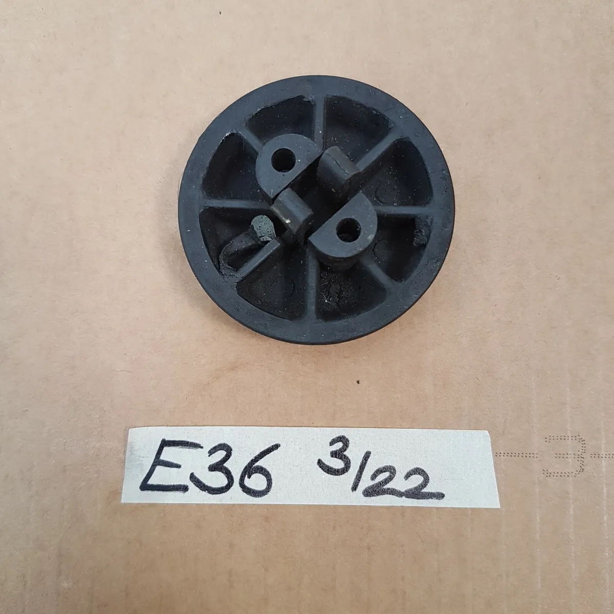 BMW E36 Wagenheber Aufnahme Bock für Hebebühne Puffer