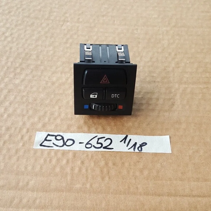 BMW E90 E91 E92 E93 Warnblink Schalter 6945652 ZV Warnblinkanlage DTC 9132421