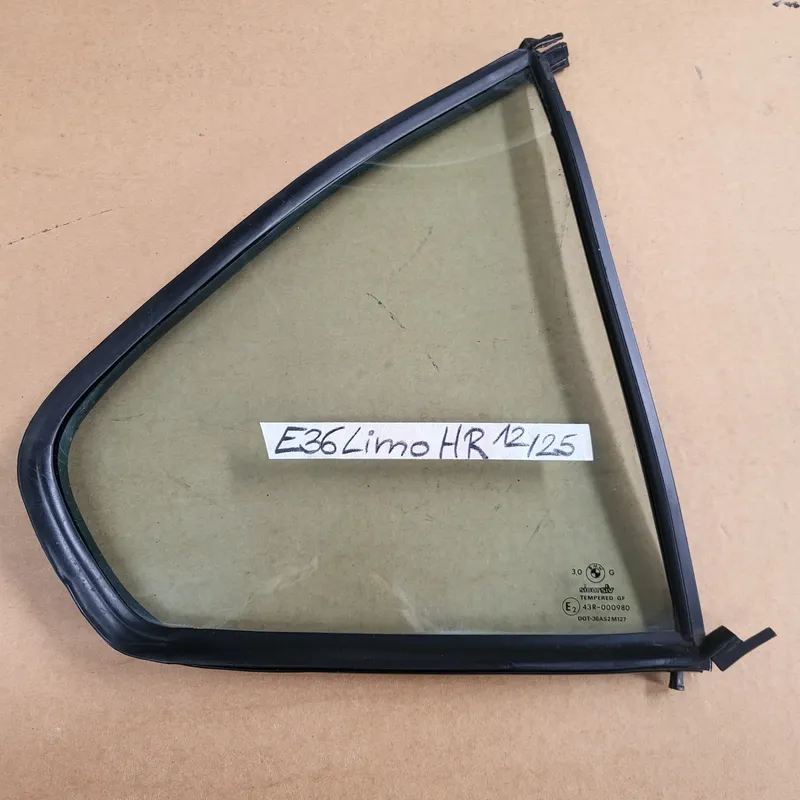 BMW E36 Limousine Seiten Scheibe  Tür Fenster Glas HINTEN RECHTS Beifahrer Seite