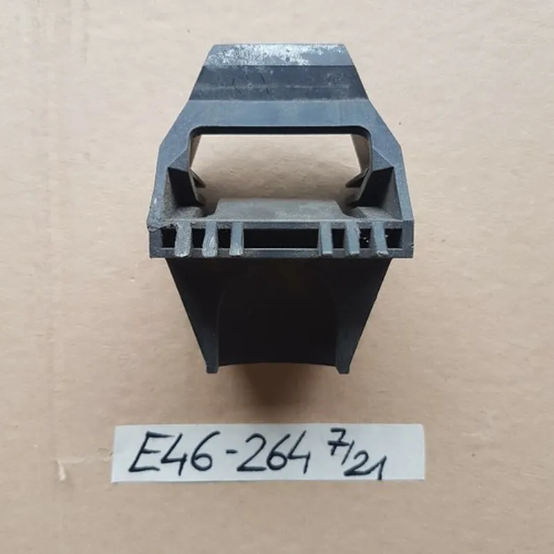 BMW E46 Kühlwasser Kühler Halter 1436264