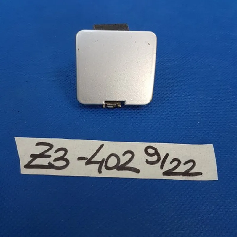 BMW Z3 Roadster Klappe für Stoßstange vorne Verkleidung Abschleppöse 8397402