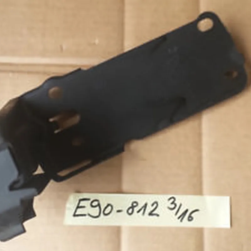BMW E90 E91 E92 E87 E88 Aufnahmeplatte Kühlmodul Kühler Halter RECHTS 7117812