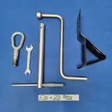 BMW E36 + Z3 Bord Werkzeug Abschlepp Öse Haken Maulschlüssel Keil Rad Schlüssel