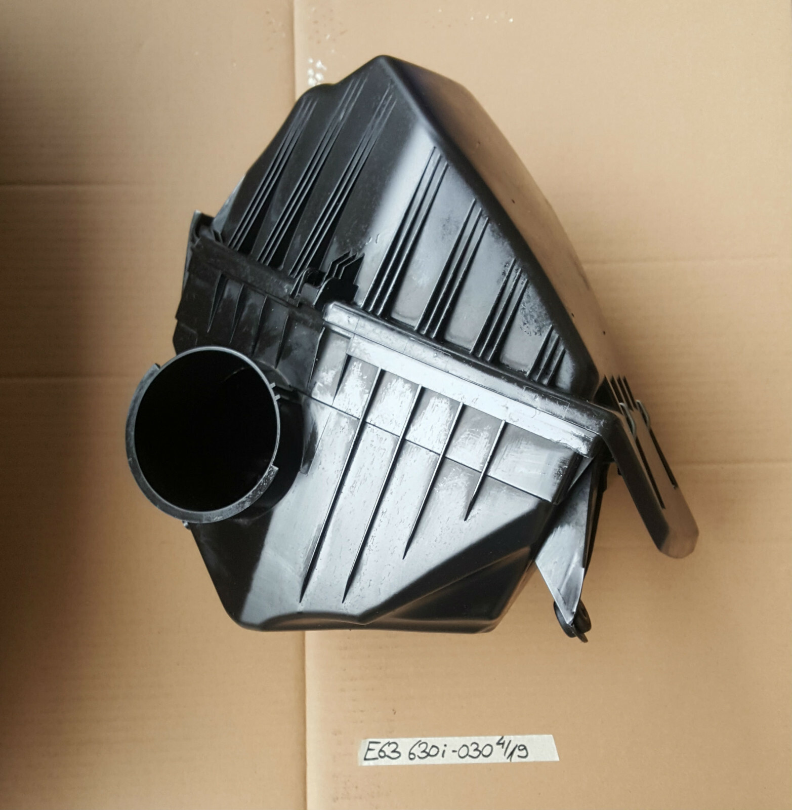 BMW E60 E61 E63 Luftfilterkasten 7521030 Resonanzkörper Ansauggeräuschedämpfer