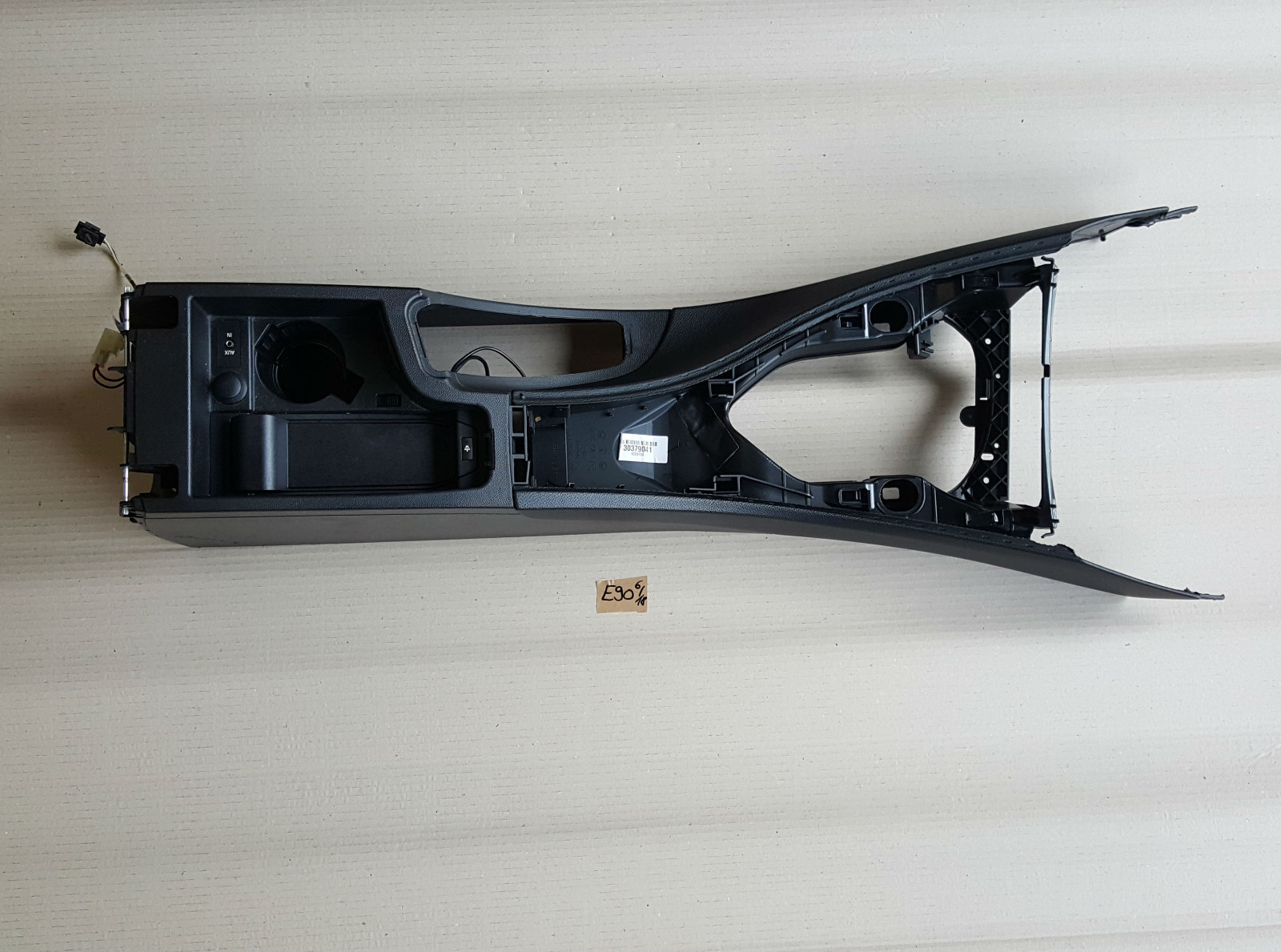 BMW E90 E91 Mittelkonsole Telefon Konsole Aux In Anschluss Zigaretten Anzünder