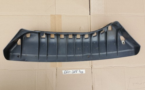 BMW E60 E61 E63 E64 Führung Halter für Stoßstange Träger unten Mitte 7056388