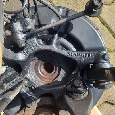 BMW E90 E91 Achsschwinge Schwenklager Radlager Zugstrebe Radnabe LINKS 6761579