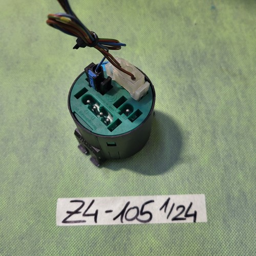 BMW E46 / E34 / E39 / E32 / E38 / E31 / X3: E83 / Z8 / Z4 Gong  9155105 Stecker 