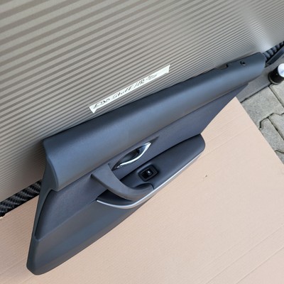 BMW E90 Türtafel / Tür Verkleidung HINTEN RECHTS Stoff Fluid Anthrazit