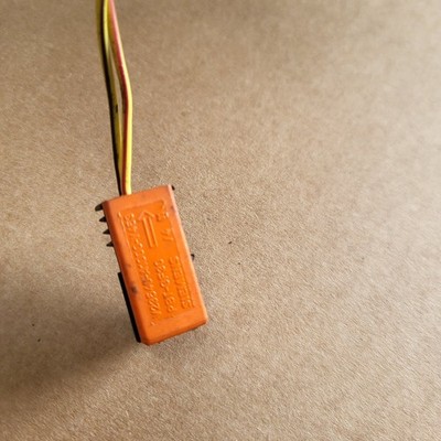 BMW Z3 Roadster  Sitz Stecker LINKS Anschluss Kabel abgeschnitten Sitzheizung 