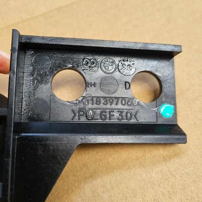 BMW Z3 Roadster Halter  Stoßstange Aufnahme VORNE rechts 8397060 links 8397059