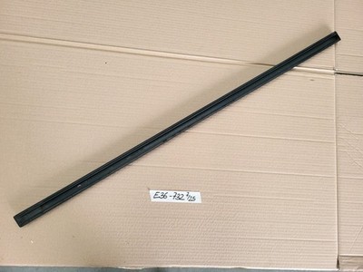 BMW E36 Limousine Touring Zierleiste Stoss Leiste Tür Vorne Rechts 1960732