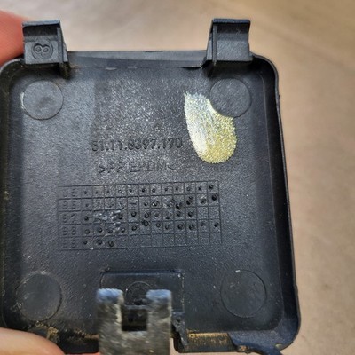 BMW Z3 Klappe Stoßstange hinten Verkleidung Abschleppöse 8397170 Schwarz