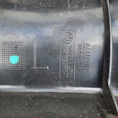 BMW Z3 Staufach Verkleidung oben Gurt Führung Abdeckung Höcker 8398761 + 8398762