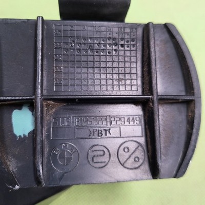 BMW E46 Aufnahme Seitenwand Halter Stoßstange HINTEN RECHTS 8195322