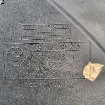 BMW Z4 E85 Spritzschutz Radschale Befestigung VORNE Unten LINKS 7168995 geklebt 