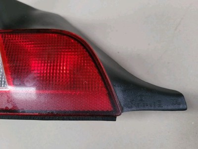 BMW Z3 Roadster Rückleuchte Rücklicht Bremslicht 8384511 LINKS rot weiss Kratzer