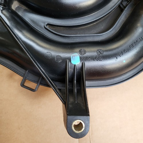 BMW E46 + Z3  Ansaugbrücke 1,6 - 1,8 Liter 1432032 / Ansaugleitung Oberteil 