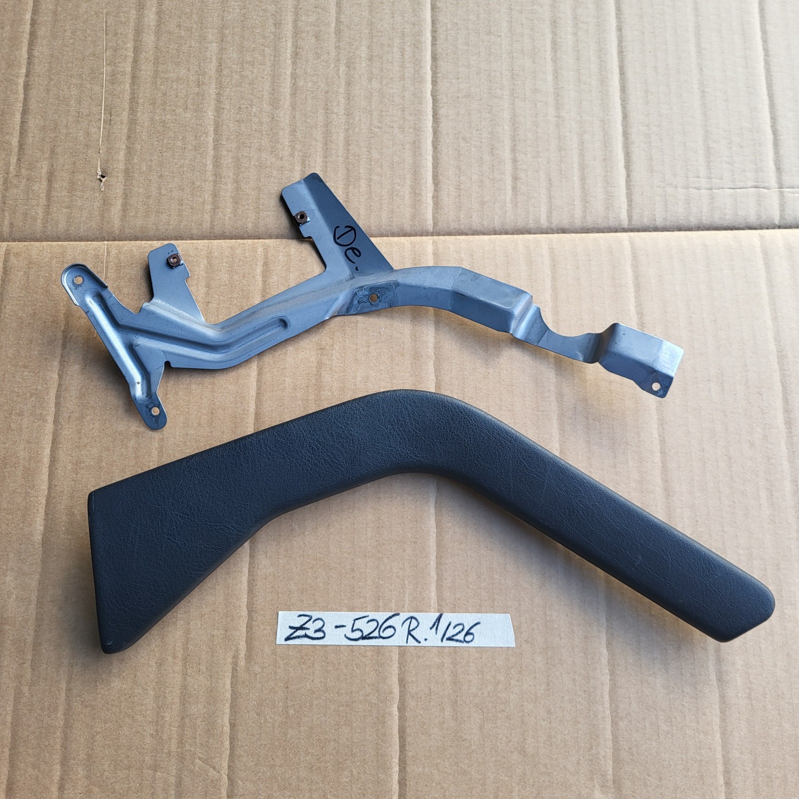 BMW Z3 Bumerang Verkleidung Mittelkonsole Blende RECHTS Schwarz 8397526