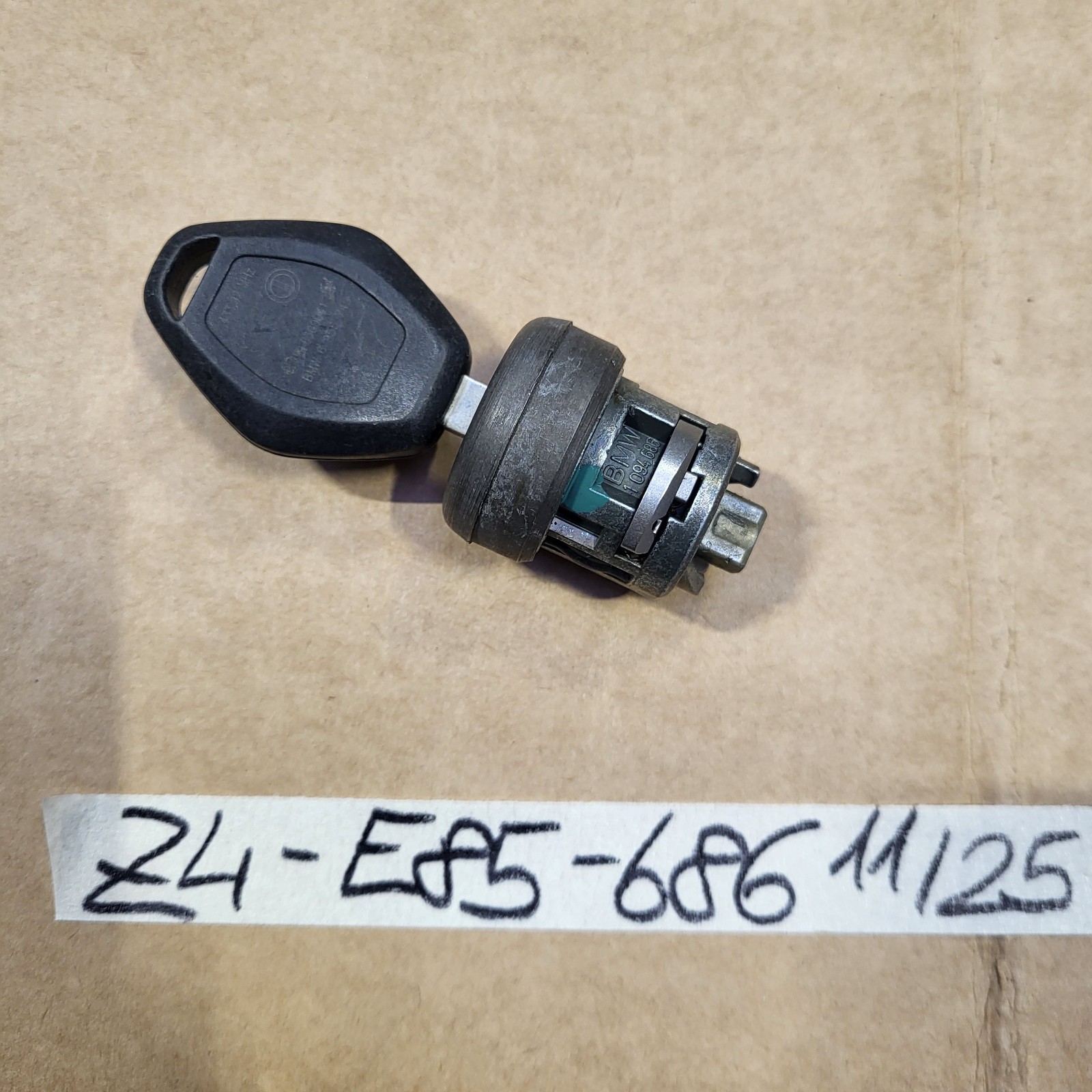 BMW Z4 E85 Schließung Zündschloss Tür Schloss  Zylinder Kofferraum Schloss