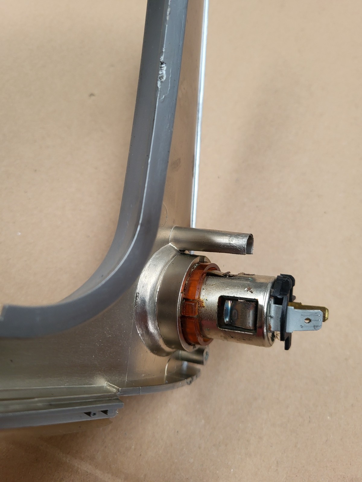 BMW Z3 Mittelkonsole Blende Alu Verkleidung für Schaltsack  8398850 Zigaretten