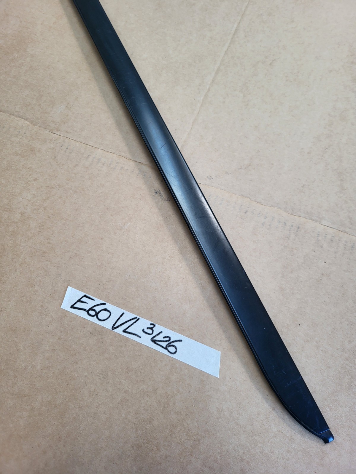 BMW E60 E61 Zierleiste Wasserfang Leiste Abdeckung Windschutzscheibe LINKS