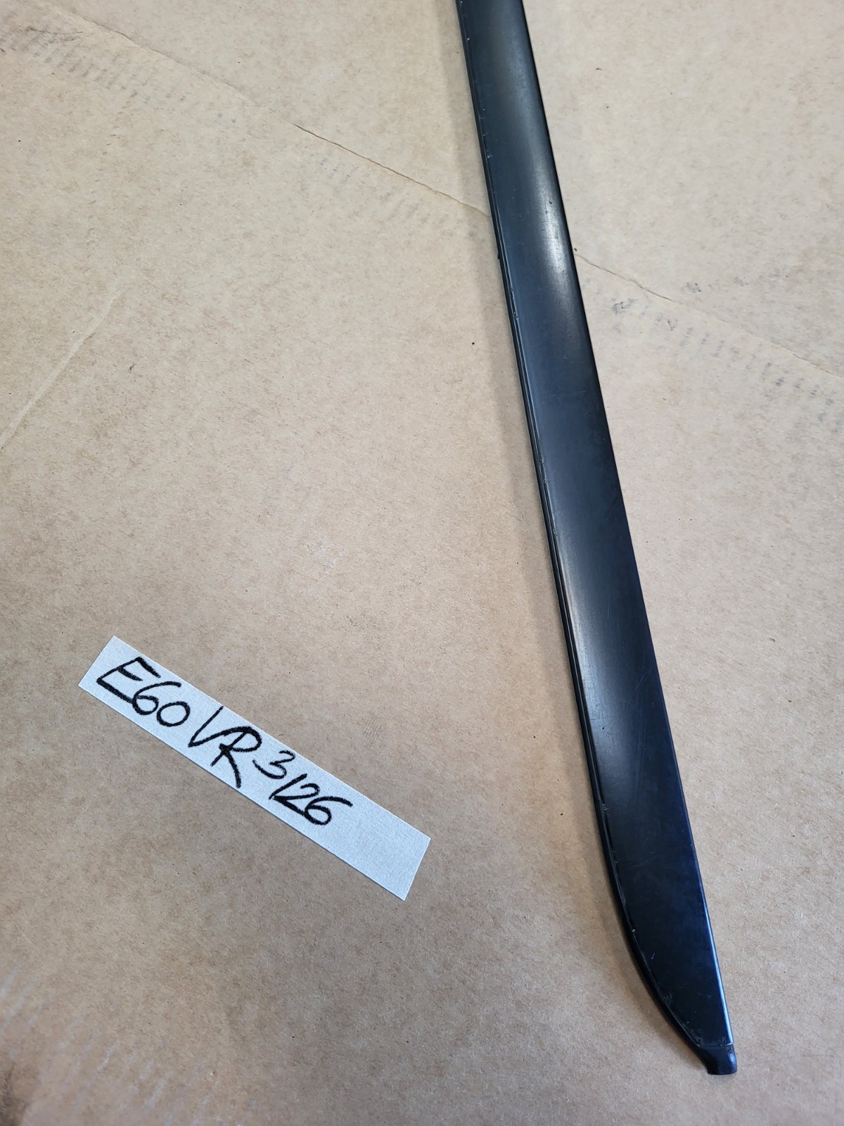 BMW 5er E60 E61 Zierleiste Wasserfang Leiste Abdeckung Windschutzscheibe RECHTS