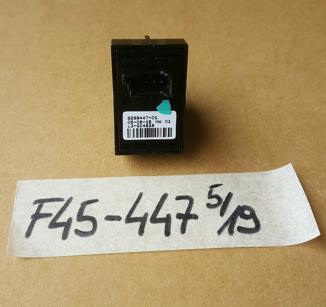 BMW  2er F45 F46 X1 Kofferraum Schalter Heckklappenbetätigung 9299447