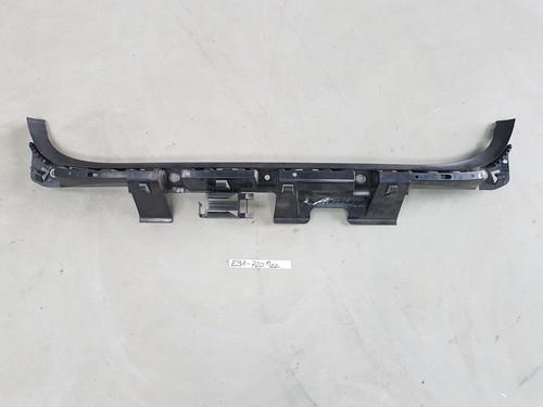 BMW E91 LCI Halter Stossfänger Führung Stoßstange Mitte hinten 7127720