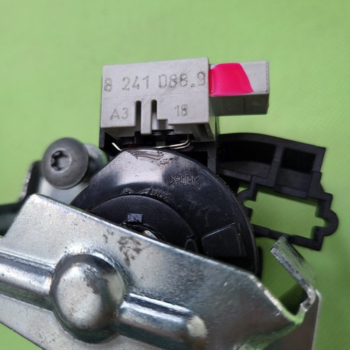 BMW Z4 E85 E86 E60 E46 Limousine Heckdeckel Schloss 8241088