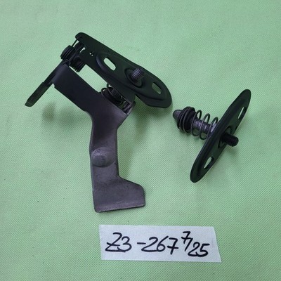 BMW Z3 Roadster Coupe  Haubenzapfen 8122267 Fanghaken Motorhaube rechts 8397693