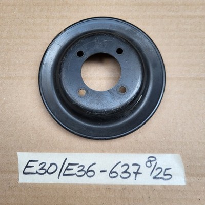 BMW E30 E34 E36  Riemenscheibe Wasserpumpe 1717637