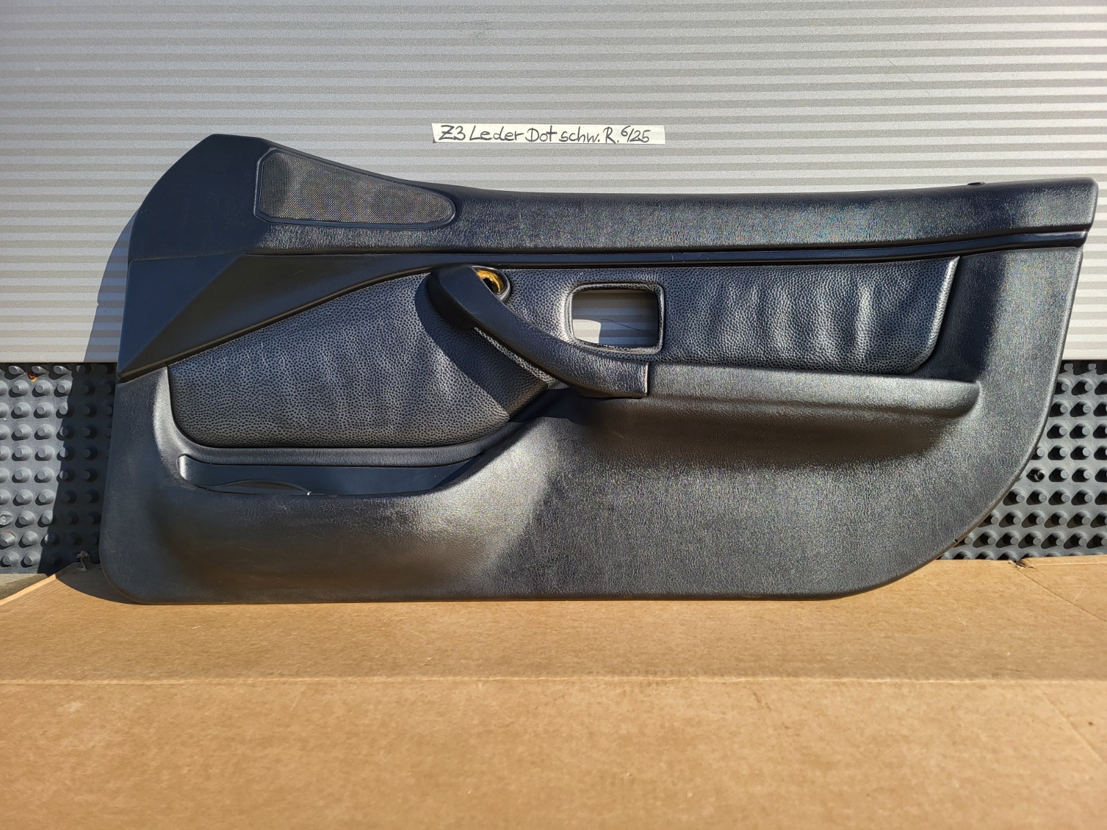 BMW Z3 Roadster  Tür Verkleidung Leder Dot Schwarz RECHTS + Tür Griff