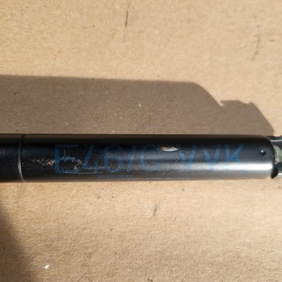 Original BMW E46 Cabrio Gasfeder  Dämpfer Gasdruckfeder Verdeck Kasten 8232767