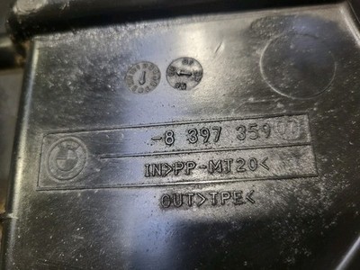 BMW Z3 Unterboden Abschluss Stoßstange Luftführung Motor Abdeckung 8397359 Macke